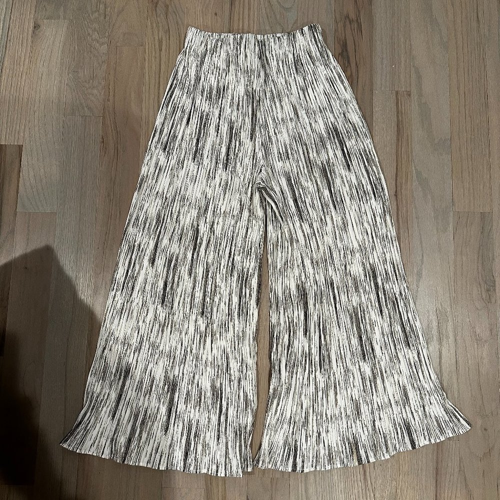 Beulah Wide Leg Grey/Black Pants - Size M/L